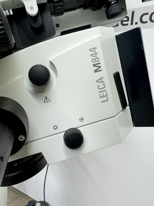 OP-Mikroskop Leica M844 auf Stativ F40 G24042